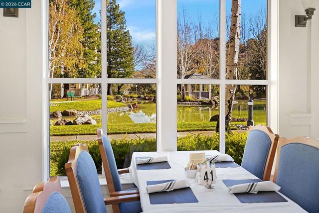 1840 Tice Creek Dr 2236, Walnut Creek, CA 94595