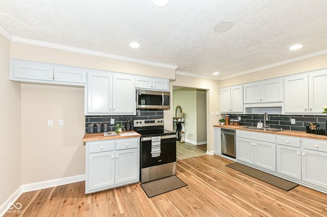 651 Fabyan Road, Indianapolis, IN 46217