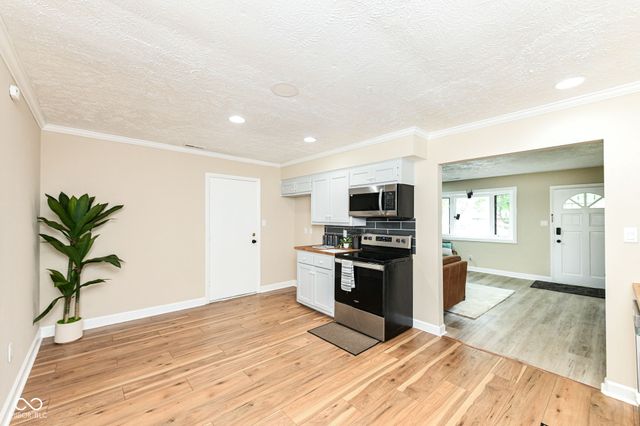 651 Fabyan Road, Indianapolis, IN 46217