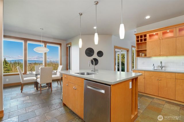 2818 Stein Hill Lane, Custer, WA 98240