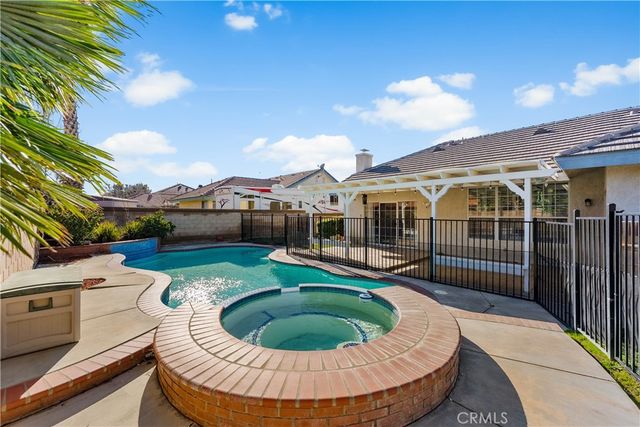 43648 Colony Drive, Lancaster, CA 93536