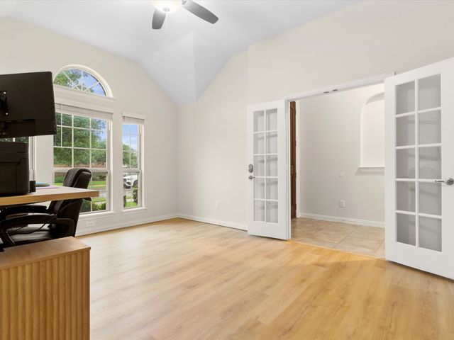 15705 Mirasol Drive, Fort Worth, TX 76177