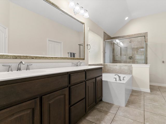 15705 Mirasol Drive, Fort Worth, TX 76177