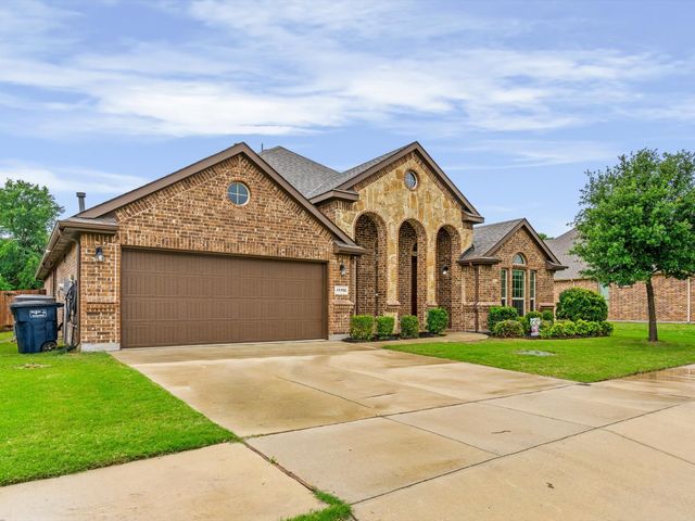 15705 Mirasol Drive, Fort Worth, TX 76177