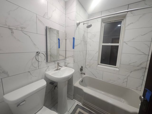 10954 S Vernon Avenue 1, Chicago, IL 60628