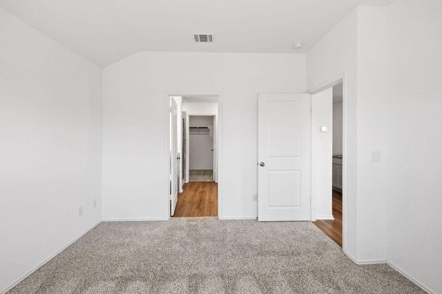 110 Madrid, Kyle, TX 78640