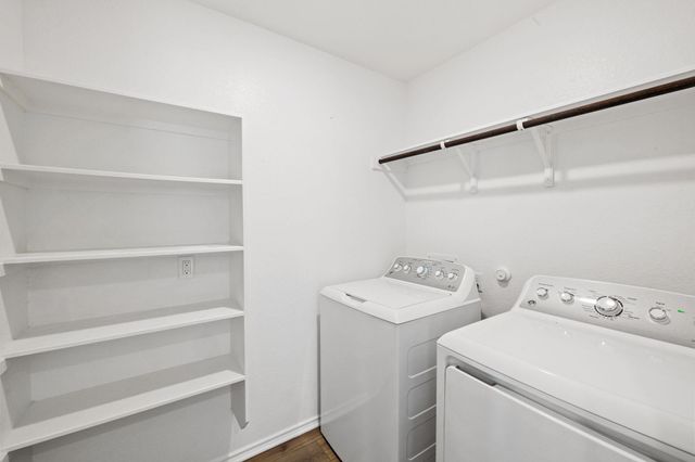 110 Madrid, Kyle, TX 78640