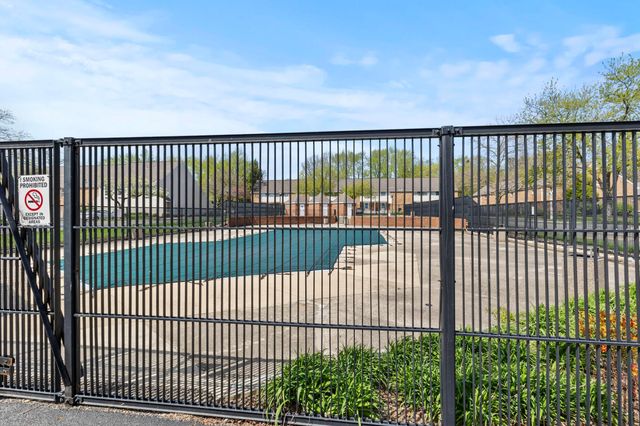 107 W Ticonderoga Drive, D, Westerville, OH 43081