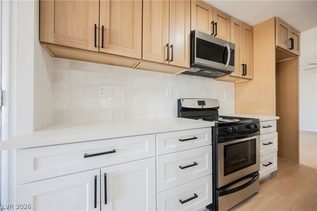 3670 Isle Royale Drive, Las Vegas, NV 89122