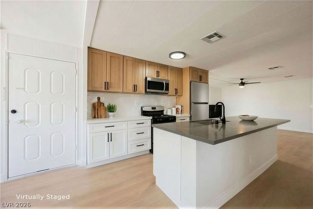 3670 Isle Royale Drive, Las Vegas, NV 89122