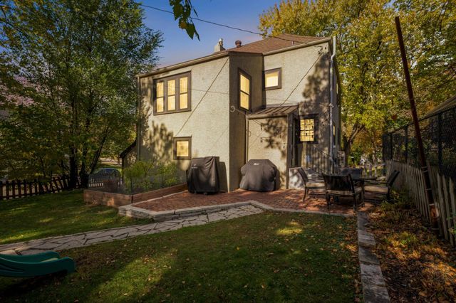 2715 Robbins Street, Minneapolis, MN 55410