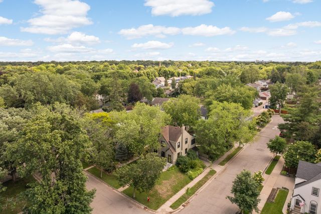 2715 Robbins Street, Minneapolis, MN 55410