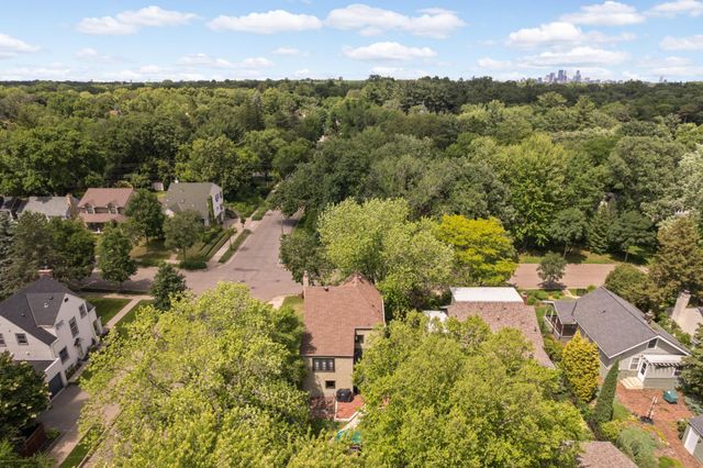 2715 Robbins Street, Minneapolis, MN 55410