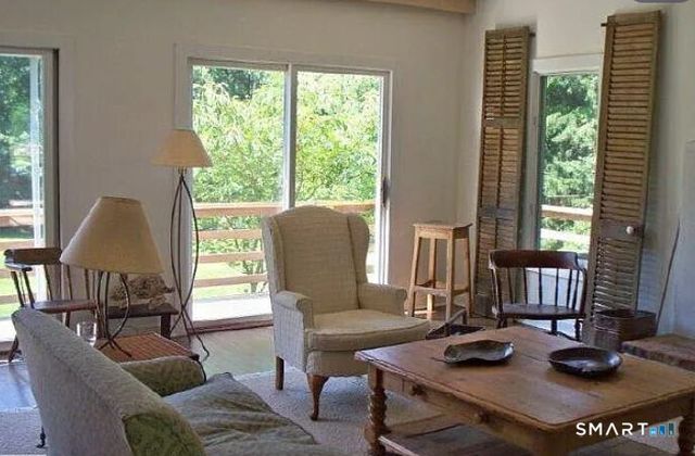 335 Greens Farms Road, Westport, CT 06880
