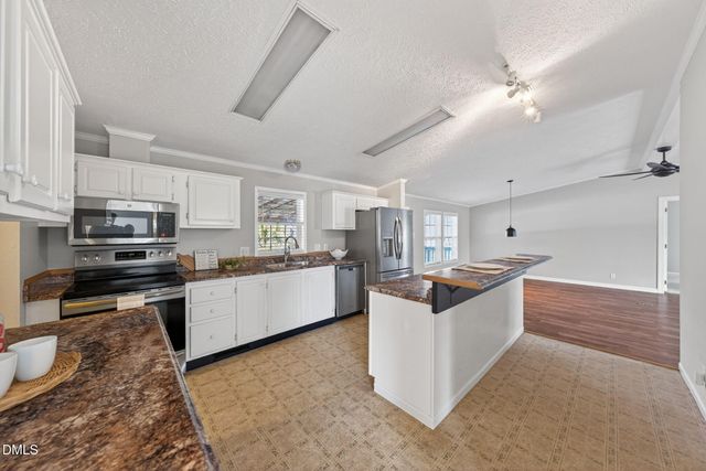 530 Avent Ferry Road, Holly Springs, NC 27540