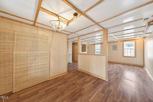 530 Avent Ferry Road, Holly Springs, NC 27540