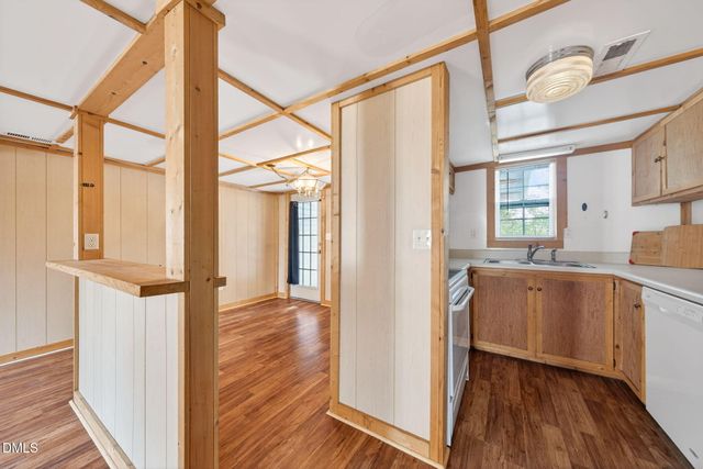 530 Avent Ferry Road, Holly Springs, NC 27540