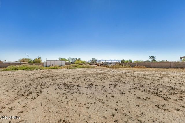27828 N BLACK BUTTE Road, Wittmann, AZ 85361