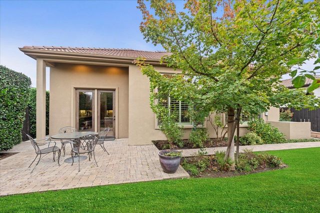 921 Hackberry Ave, Modesto, CA 95350