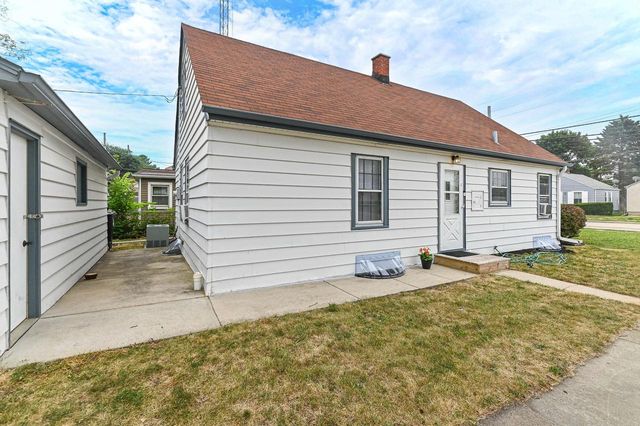 3022 21st STREET, Racine, WI 53403