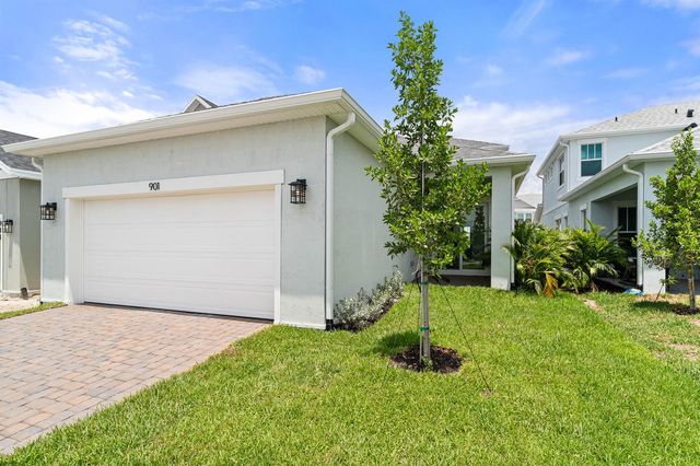 901 SW Newfield Avenue, Palm City, FL 34990