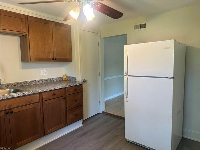 1333 Perry ST, Chesapeake, VA 23324