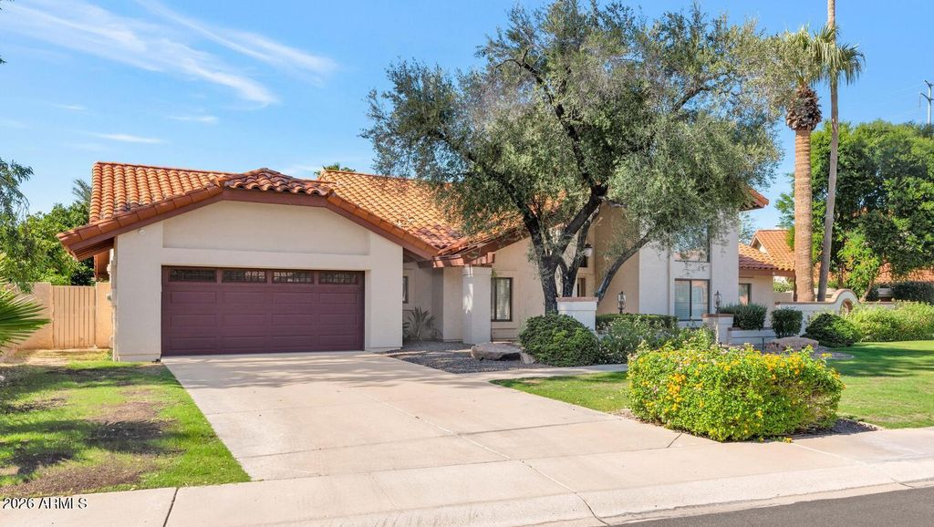 Image 1 of property listing at 10508 N 97TH Street, Scottsdale, AZ 85258