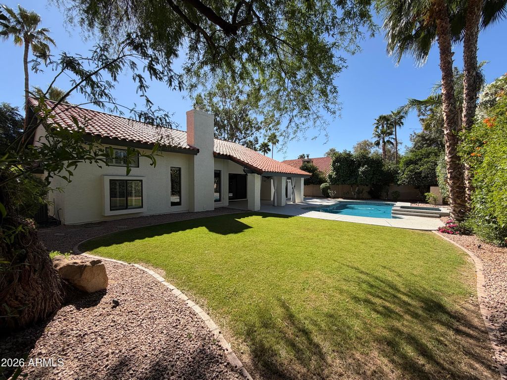 Image 17 of property listing at 10508 N 97TH Street, Scottsdale, AZ 85258