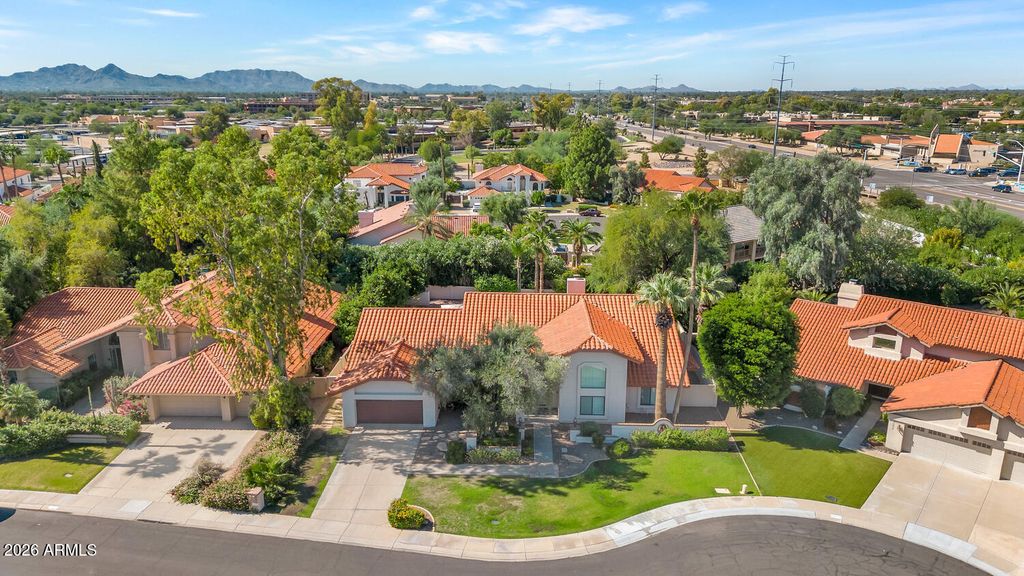 Image 21 of property listing at 10508 N 97TH Street, Scottsdale, AZ 85258