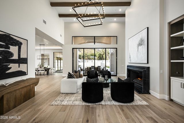 6500 E Cactus Wren Road, Paradise Valley, AZ 85253