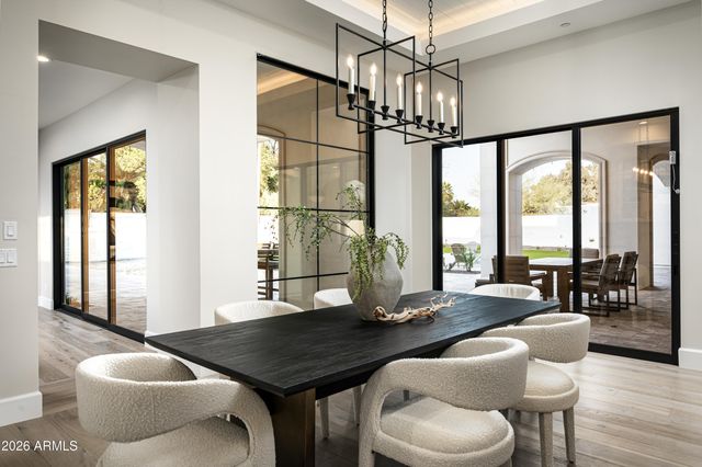 6500 E Cactus Wren Road, Paradise Valley, AZ 85253