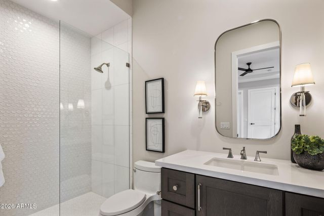 6500 E Cactus Wren Road, Paradise Valley, AZ 85253