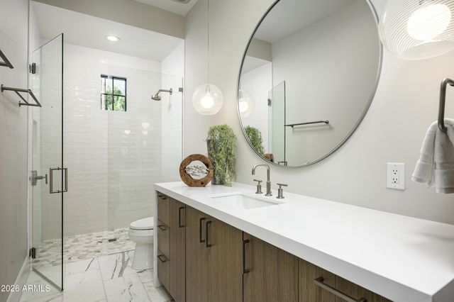 6500 E Cactus Wren Road, Paradise Valley, AZ 85253