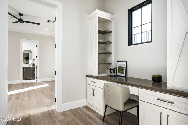 6500 E Cactus Wren Road, Paradise Valley, AZ 85253