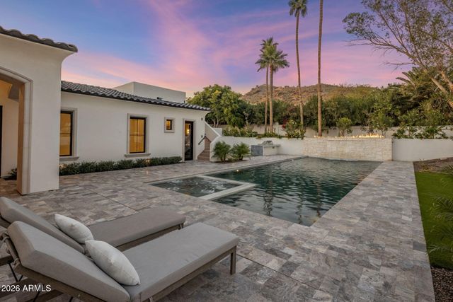 6500 E Cactus Wren Road, Paradise Valley, AZ 85253