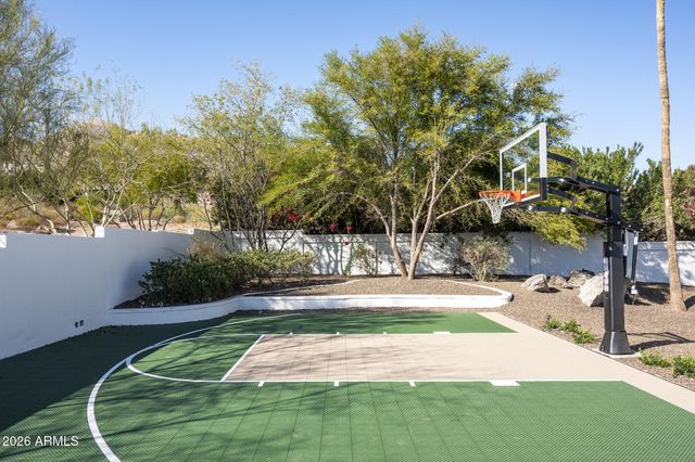 6500 E Cactus Wren Road, Paradise Valley, AZ 85253