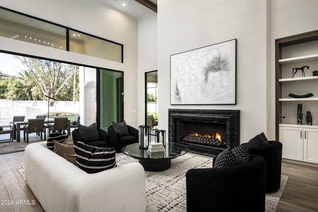 6500 E Cactus Wren Road, Paradise Valley, AZ 85253