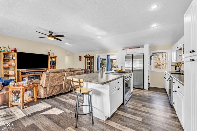 3210 W Kensington Drive, Crawfordsville, IN 47933