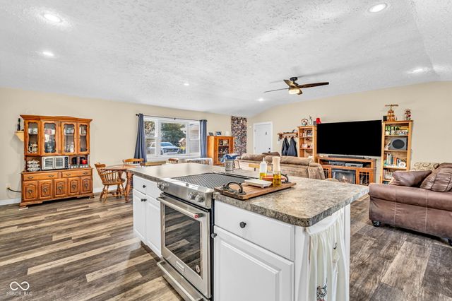 3210 W Kensington Drive, Crawfordsville, IN 47933