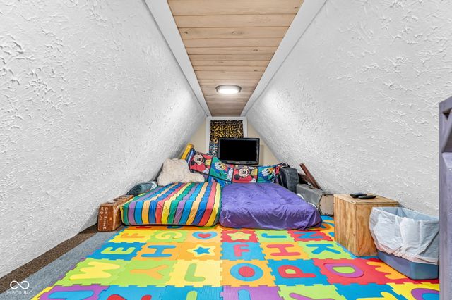 3210 W Kensington Drive, Crawfordsville, IN 47933