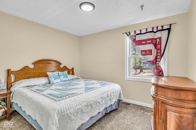 3210 W Kensington Drive, Crawfordsville, IN 47933