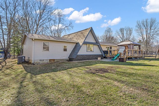 3210 W Kensington Drive, Crawfordsville, IN 47933