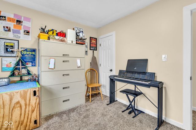 3210 W Kensington Drive, Crawfordsville, IN 47933