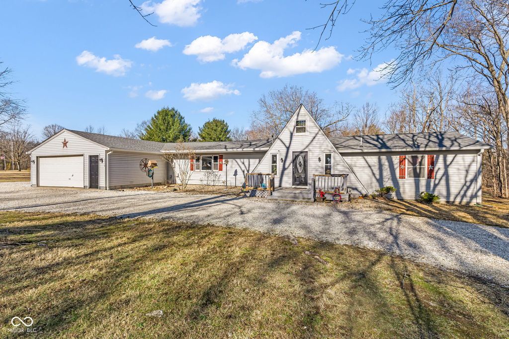 3210 W Kensington Drive, Crawfordsville, IN 47933