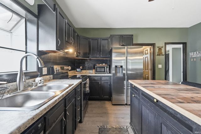 712 E 9th Street, Auburn, IN 46706