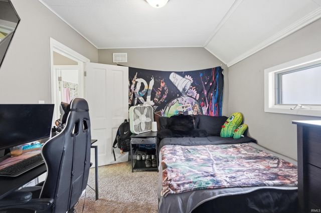 712 E 9th Street, Auburn, IN 46706