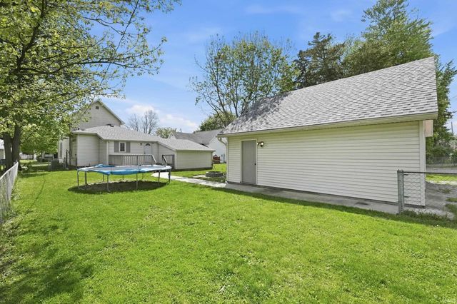 712 E 9th Street, Auburn, IN 46706