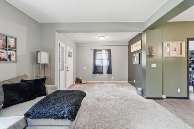 712 E 9th Street, Auburn, IN 46706