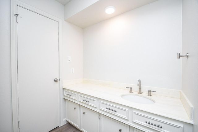 7815 Hummingbird Street, Houston, TX 77071