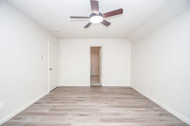 7815 Hummingbird Street, Houston, TX 77071
